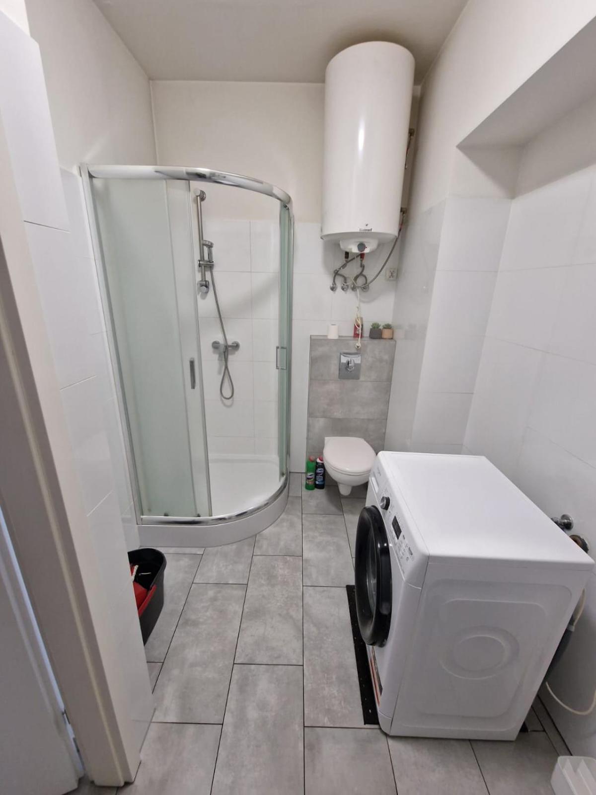 Apartament W Koninie Przy Ul. Wiosny Ludow Konin  Exterior photo